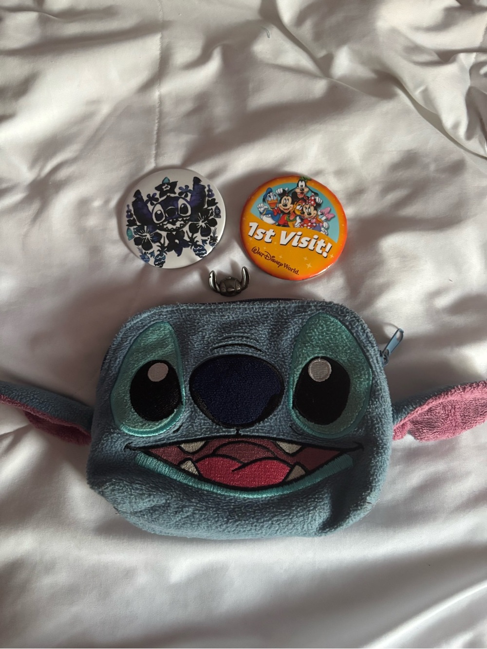 Disney Stitch Plush Makeup Bag & 3 Collectible Disney Pins Bundle Lot